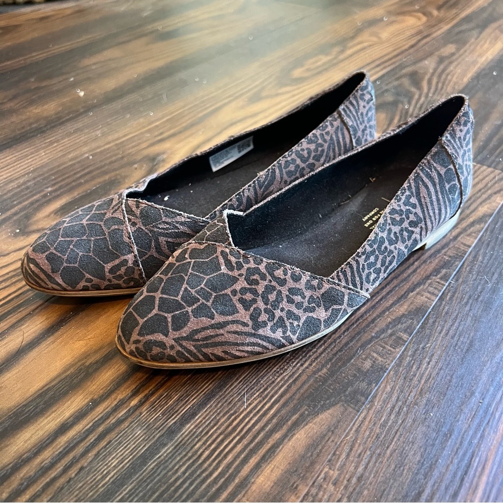 Toms Animal Print Pointed Flats